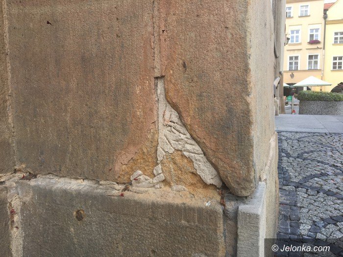jeleniogorski-ratusz-do-remontu-foto-70422