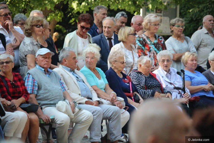 letnie-koncerty-w-cieplicach-przyciagay-tumy-foto-70496