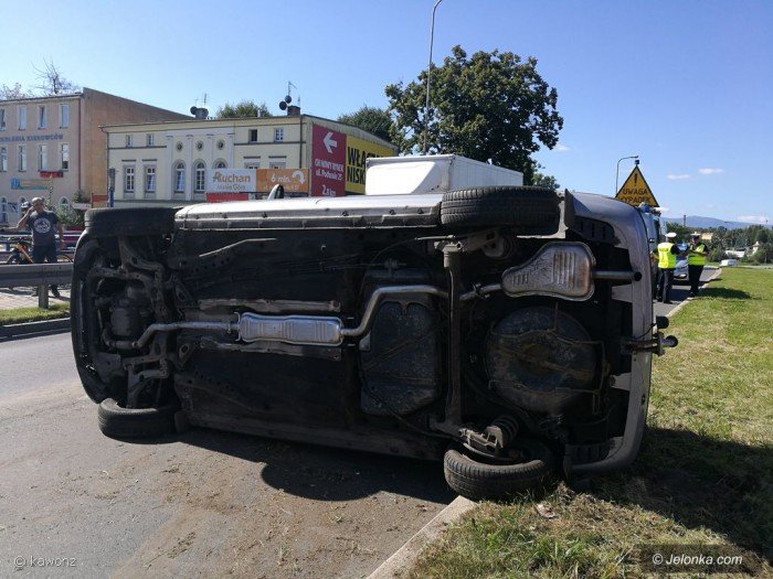 zderzenie-z-udziaem-radiowozu-na-jana-pawa-ii-foto-70518