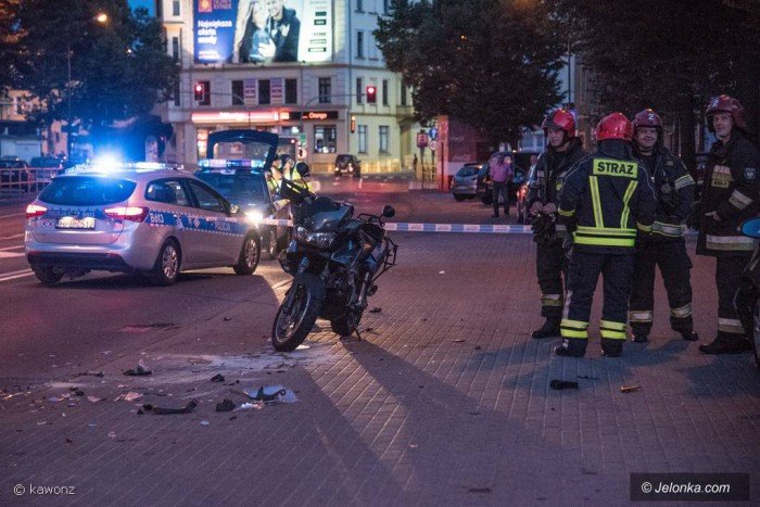 zderzenie-toyoty-z-motocyklem-na-pl-wyszynskiego-foto-70547