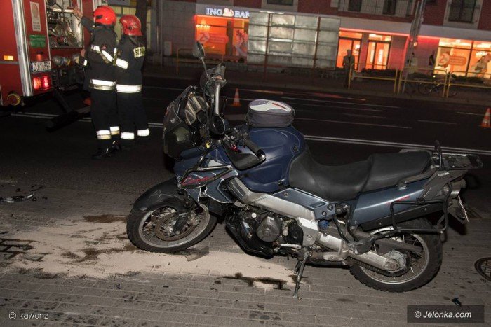 zderzenie-toyoty-z-motocyklem-na-pl-wyszynskiego-foto-70547