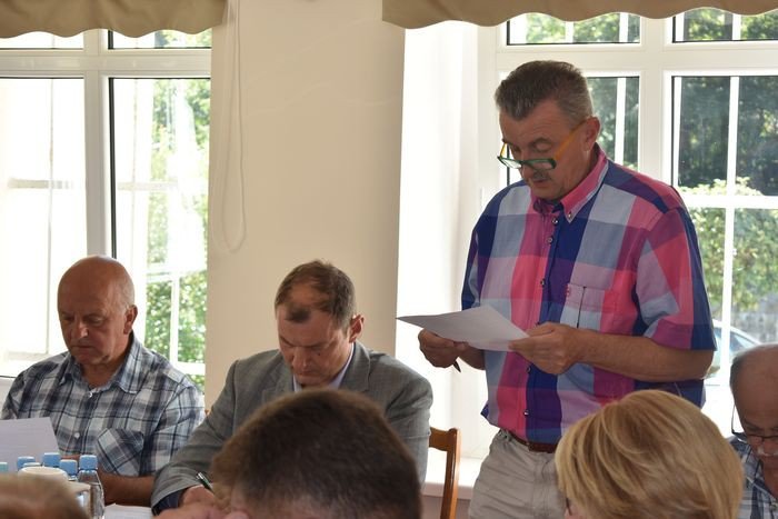 goraca-debata-nad-spokami-w-piechowicach-foto-70549