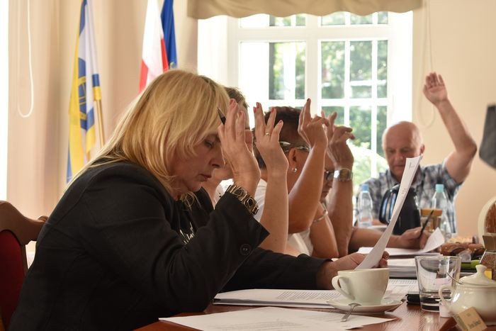 goraca-debata-nad-spokami-w-piechowicach-foto-70549
