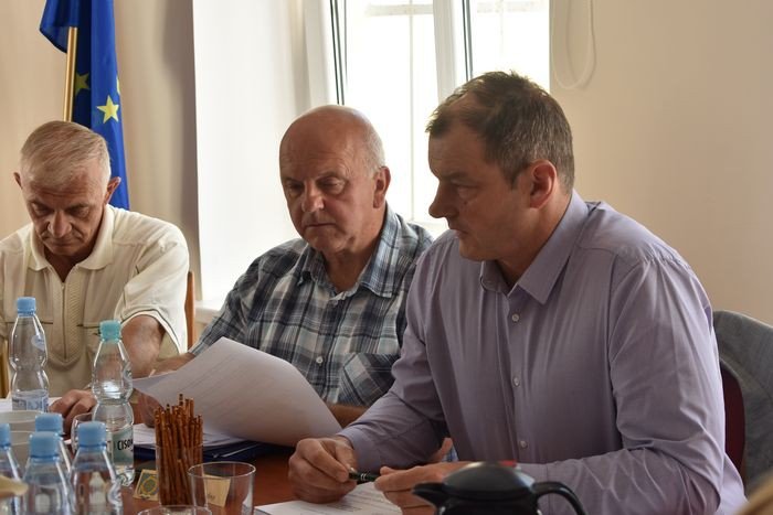 goraca-debata-nad-spokami-w-piechowicach-foto-70549