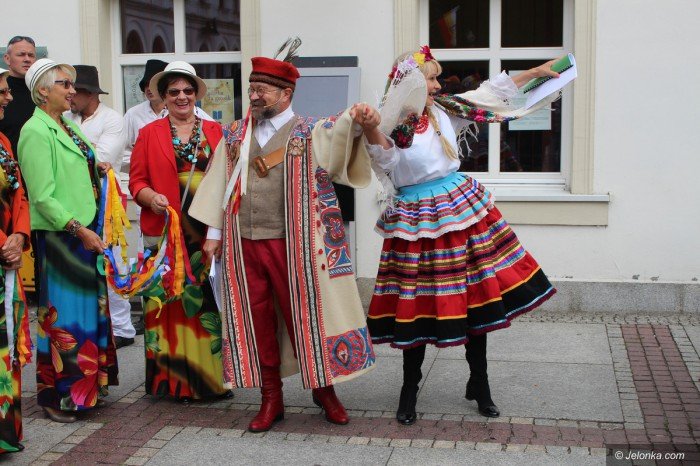wspolnie-czytali-wesele-wyspianskiego-foto-70607