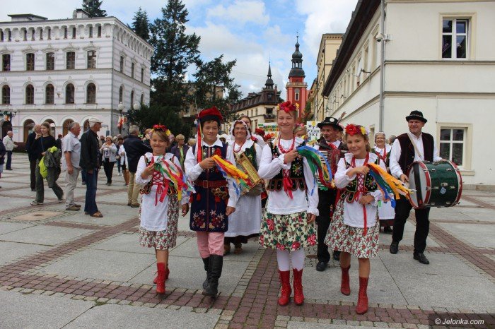 wspolnie-czytali-wesele-wyspianskiego-foto-70607