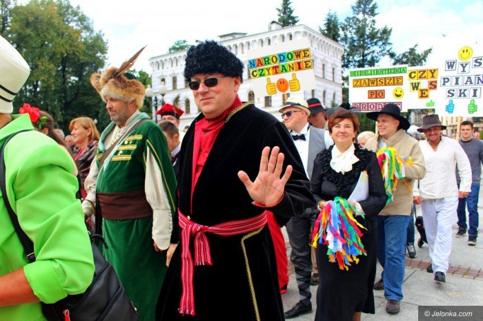 wspolnie-czytali-wesele-wyspianskiego-foto-70607