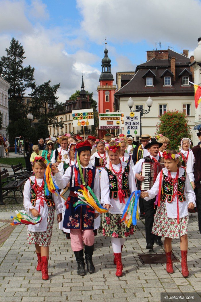 wspolnie-czytali-wesele-wyspianskiego-foto-70607