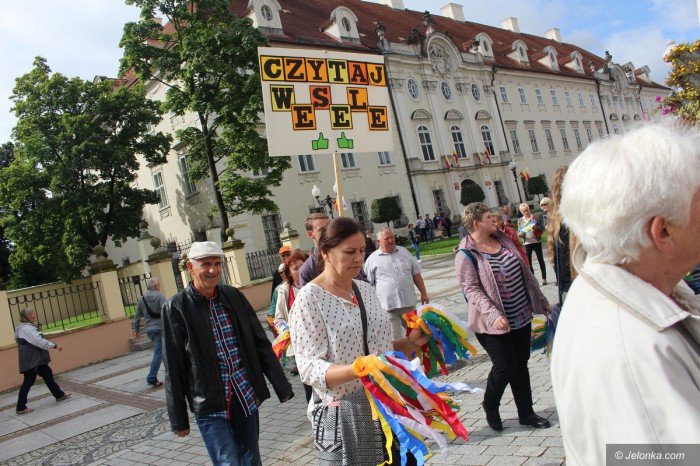 wspolnie-czytali-wesele-wyspianskiego-foto-70607