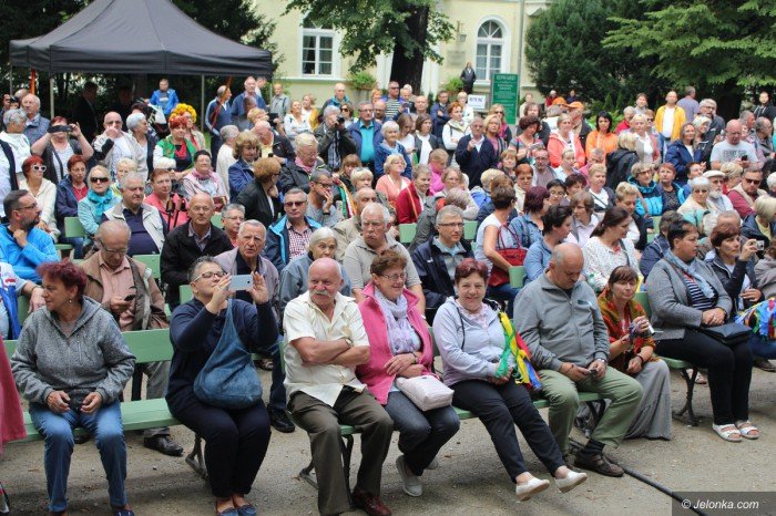 wspolnie-czytali-wesele-wyspianskiego-foto-70607