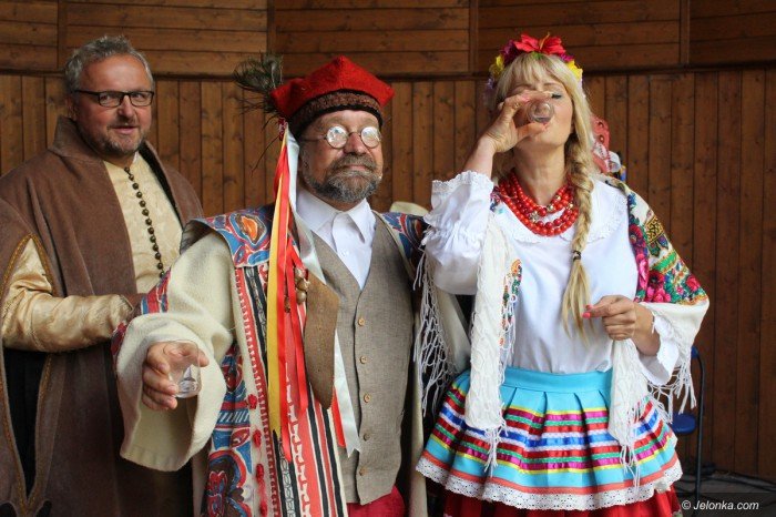 wspolnie-czytali-wesele-wyspianskiego-foto-70607
