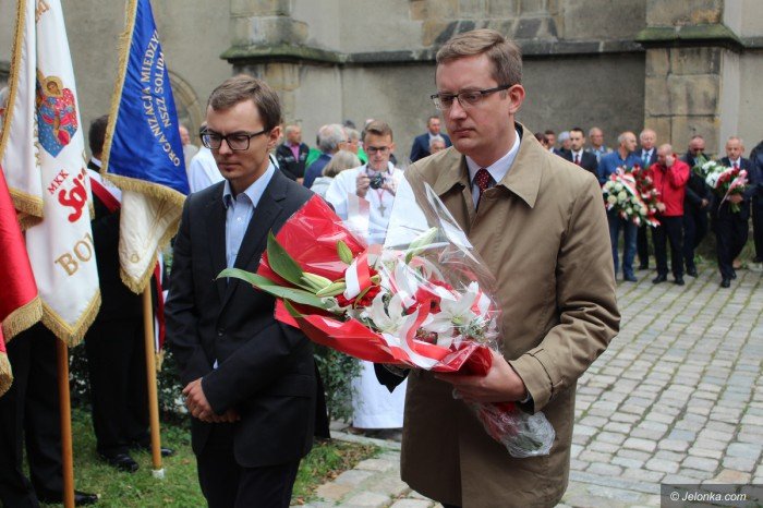 obchody-solidarnosci-prawie-ponad-podziaami-foto-70625
