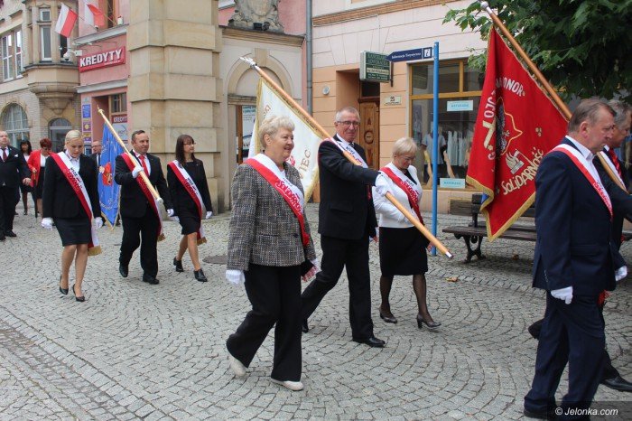 obchody-solidarnosci-prawie-ponad-podziaami-foto-70625