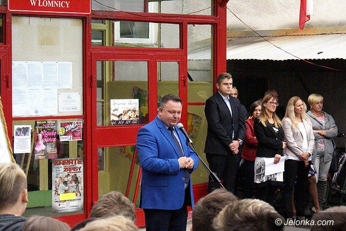 tak-witano-nowy-rok-szkolny-w-omnicy-foto-70635