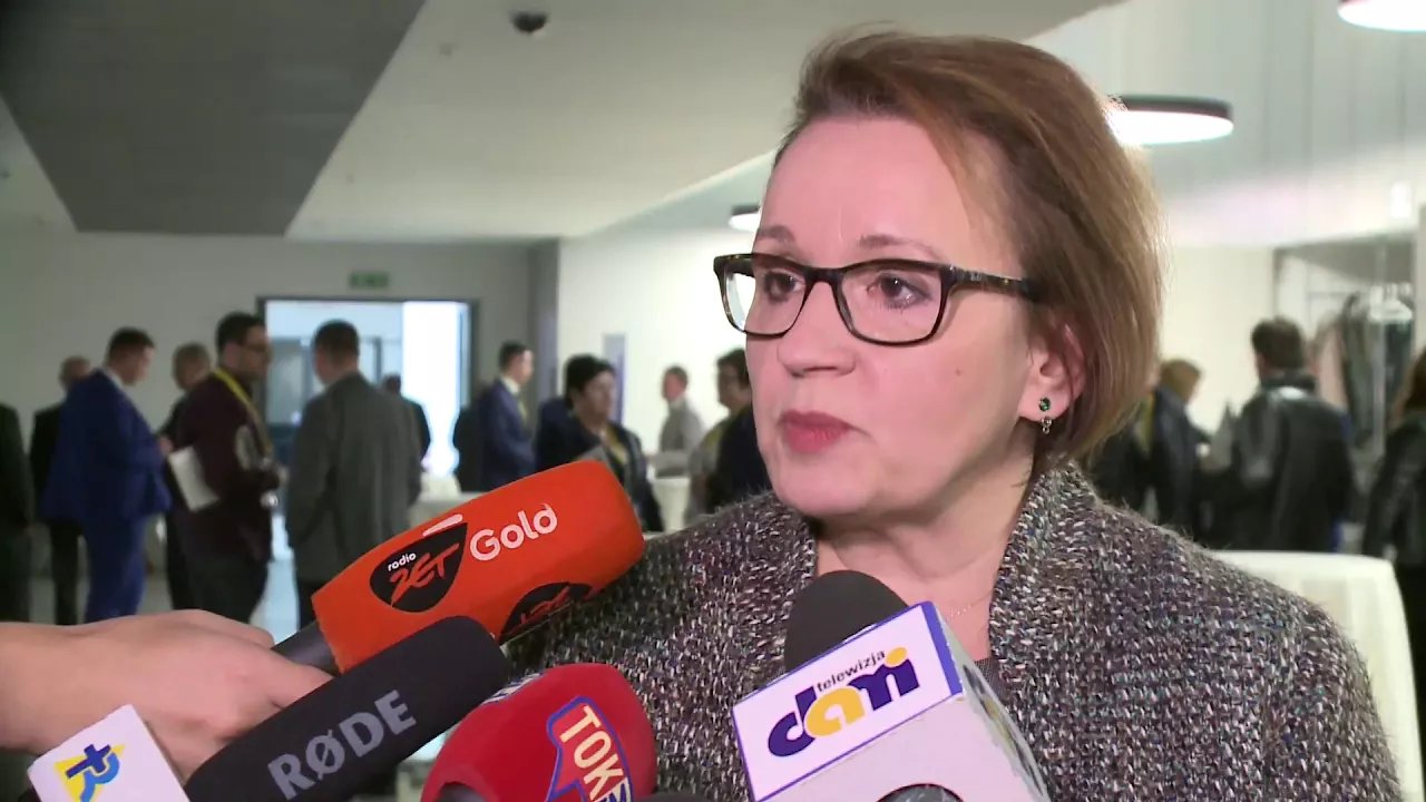kosztowna-reforma-oswiaty-video-70650