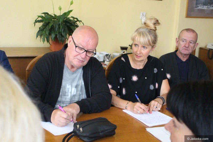 zadaja-regulacji-pac-w-oswiacie-foto-70672