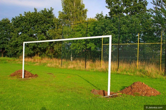 arena-zabobrze-w-koncu-z-bramkami-foto-70695