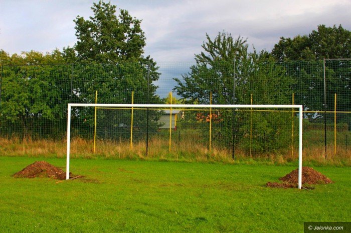 arena-zabobrze-w-koncu-z-bramkami-foto-70695