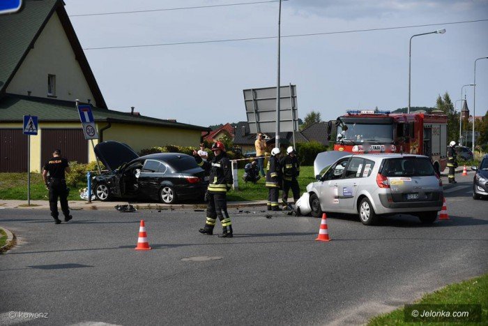 zderzenie-dwoch-aut-na-zabobrzu-foto-70754