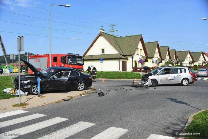 zderzenie-dwoch-aut-na-zabobrzu-foto-70754