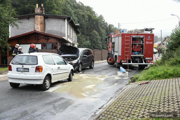 czoowe-zderzenie-dwoch-aut-w-podgorzynie-aktualizacja-foto-70826