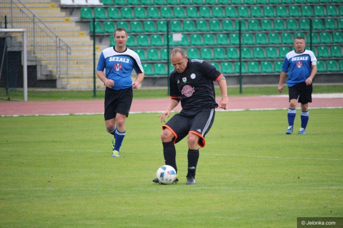 ekipa-walczaka-wygraa-przy-zotniczej-foto-70886