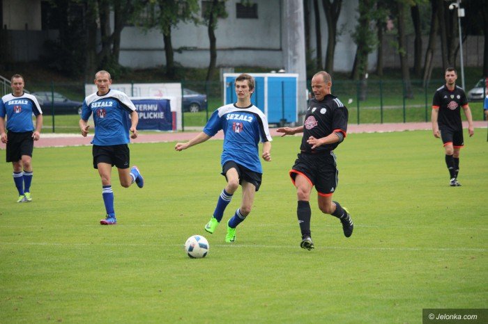 ekipa-walczaka-wygraa-przy-zotniczej-foto-70886