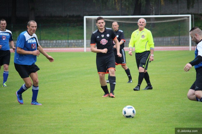 ekipa-walczaka-wygraa-przy-zotniczej-foto-70886