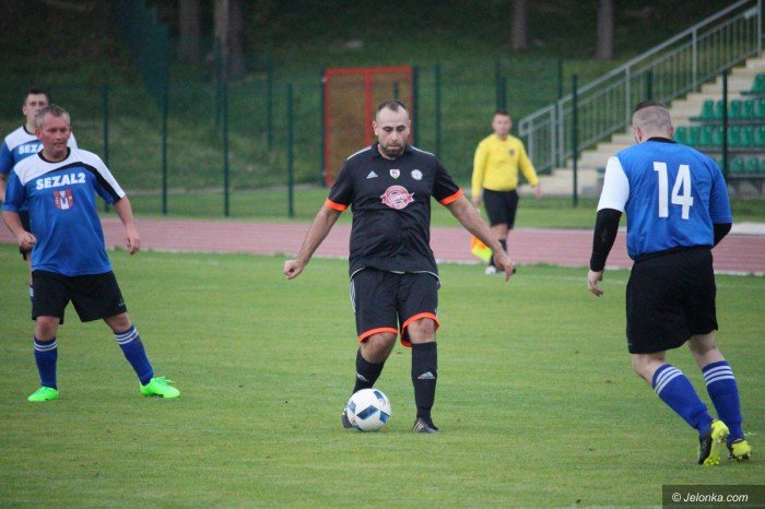 ekipa-walczaka-wygraa-przy-zotniczej-foto-70886
