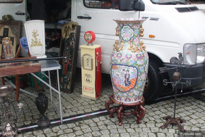 pogoda-nie-sprzyjaa-handlarzom-staroci-foto-71020