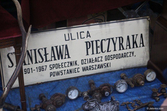 pogoda-nie-sprzyjaa-handlarzom-staroci-foto-71020