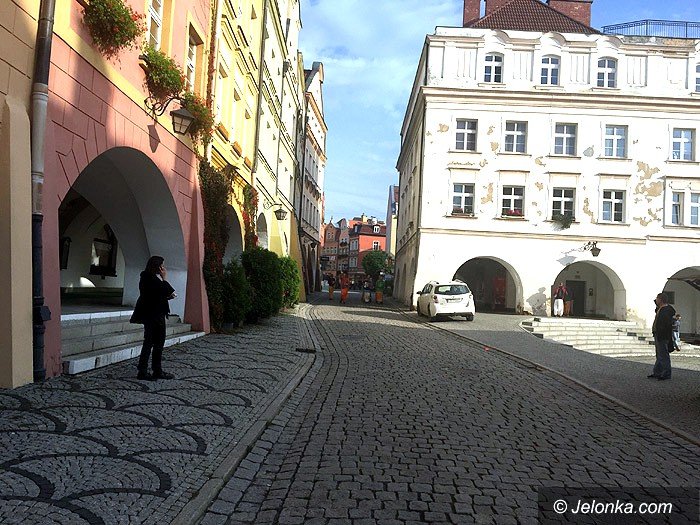 hare-kryszna-na-jeleniogorskich-ulicach-foto-71100