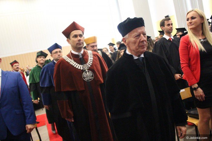 uniwersytet-ekonomiczny-rozpocza-rok-akademicki-foto-71108