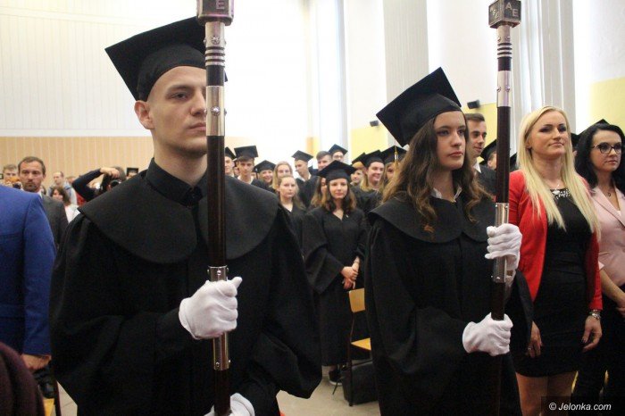 uniwersytet-ekonomiczny-rozpocza-rok-akademicki-foto-71108
