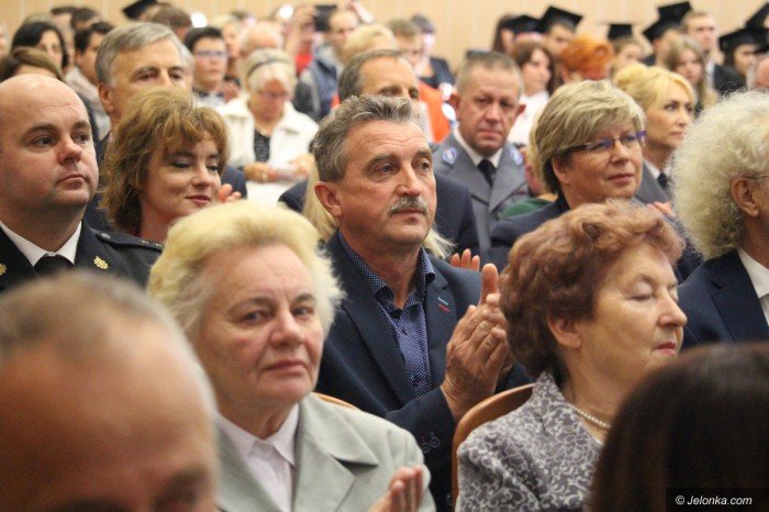 uniwersytet-ekonomiczny-rozpocza-rok-akademicki-foto-71108