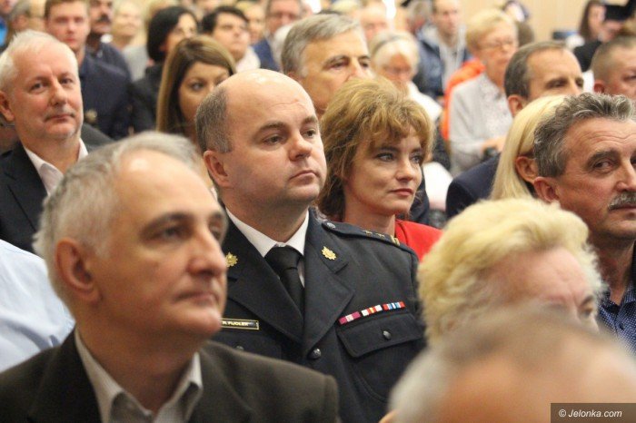 uniwersytet-ekonomiczny-rozpocza-rok-akademicki-foto-71108