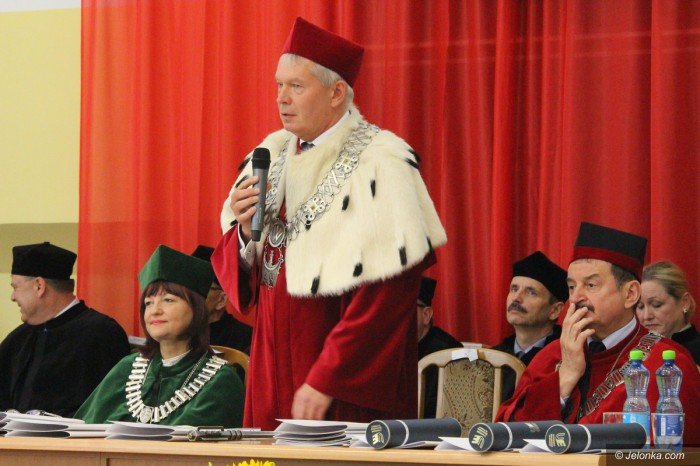uniwersytet-ekonomiczny-rozpocza-rok-akademicki-foto-71108