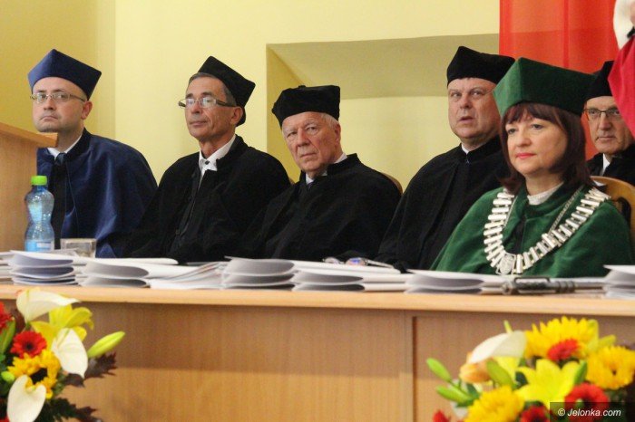 uniwersytet-ekonomiczny-rozpocza-rok-akademicki-foto-71108