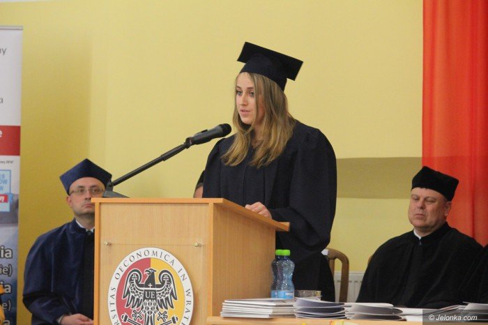uniwersytet-ekonomiczny-rozpocza-rok-akademicki-foto-71108