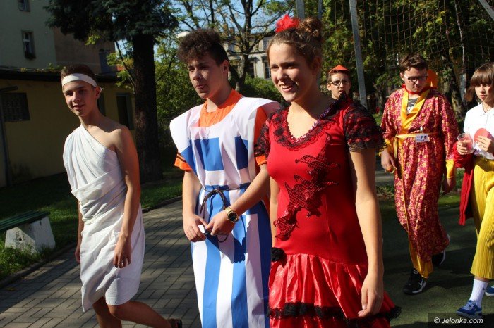 integracja-poprzez-miedzynarodowy-orszak-foto-71110