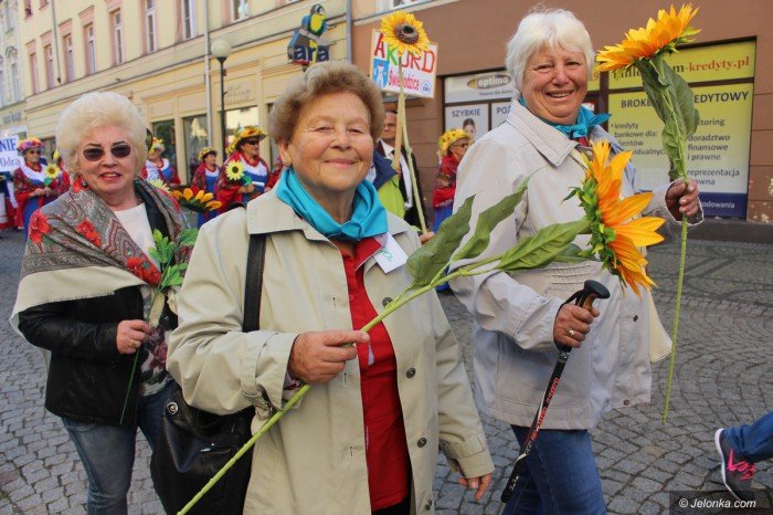 klucz-do-miasta-w-rekach-seniorow-foto-71128