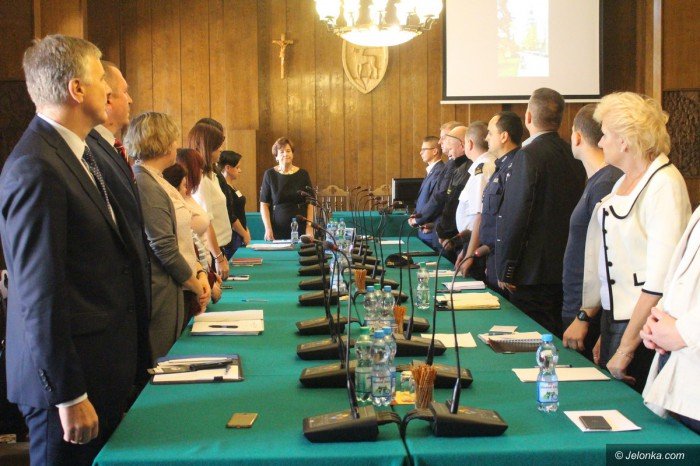 patne-parkowanie-w-cieplicach-jest-taki-pomys-foto-71143