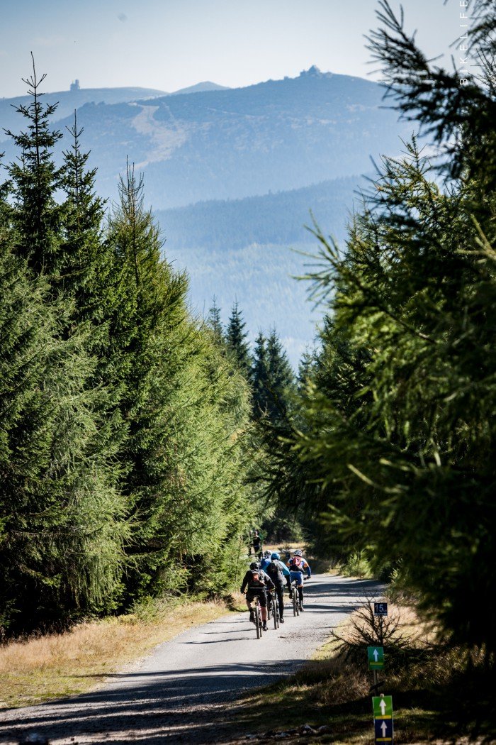 prawie-tysiac-piastow-na-rowerach-foto-71144