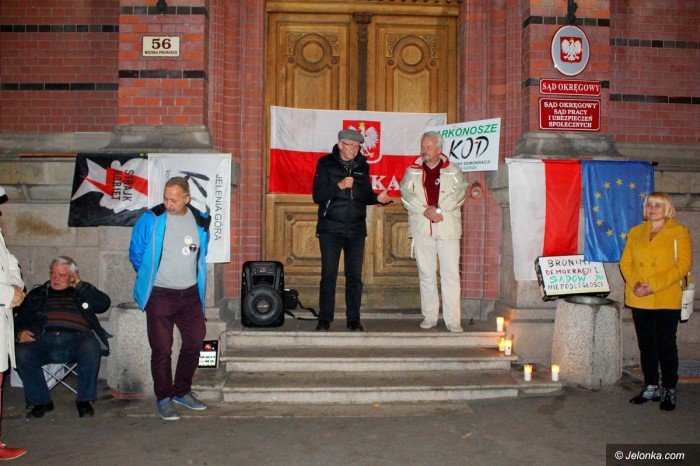 kod-wraca-do-protestow-foto-71156