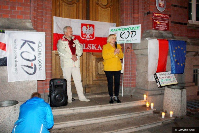 kod-wraca-do-protestow-foto-71156