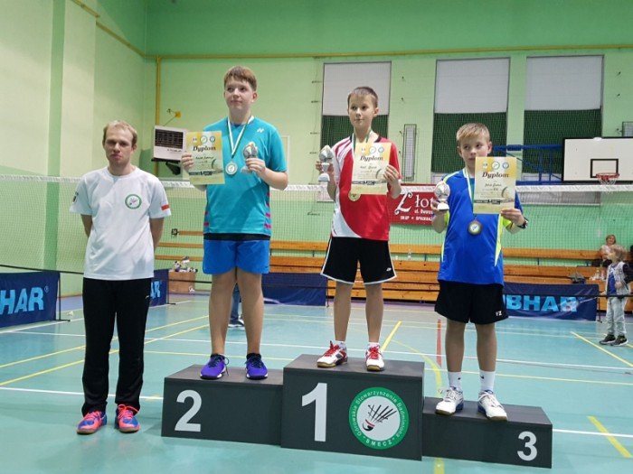 chojnik-z-kolejnymi-medalami-71240