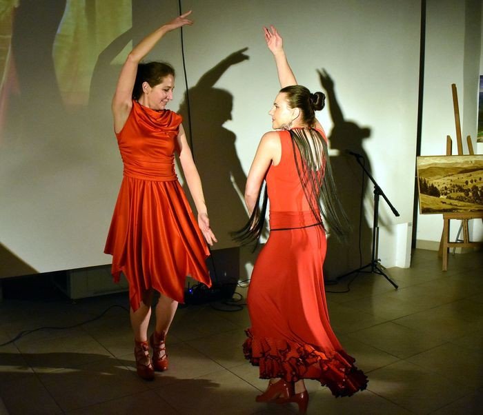 pokaz-tanca-flamenco-w-muzeum-przyrodniczym-foto-71262