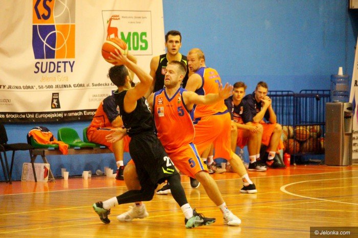 kozak-poprowadzi-sudety-do-pierwszego-zwyciestwa-foto-71272