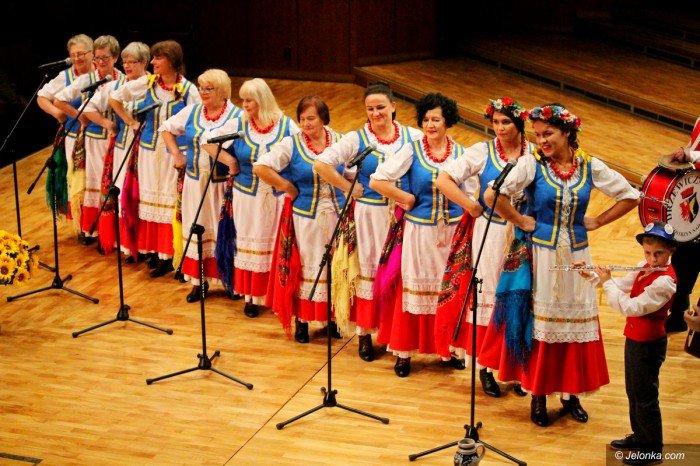 uroczysta-akademia-z-okazji-dnia-seniora-foto-71280