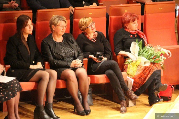 uroczysta-akademia-z-okazji-dnia-seniora-foto-71280